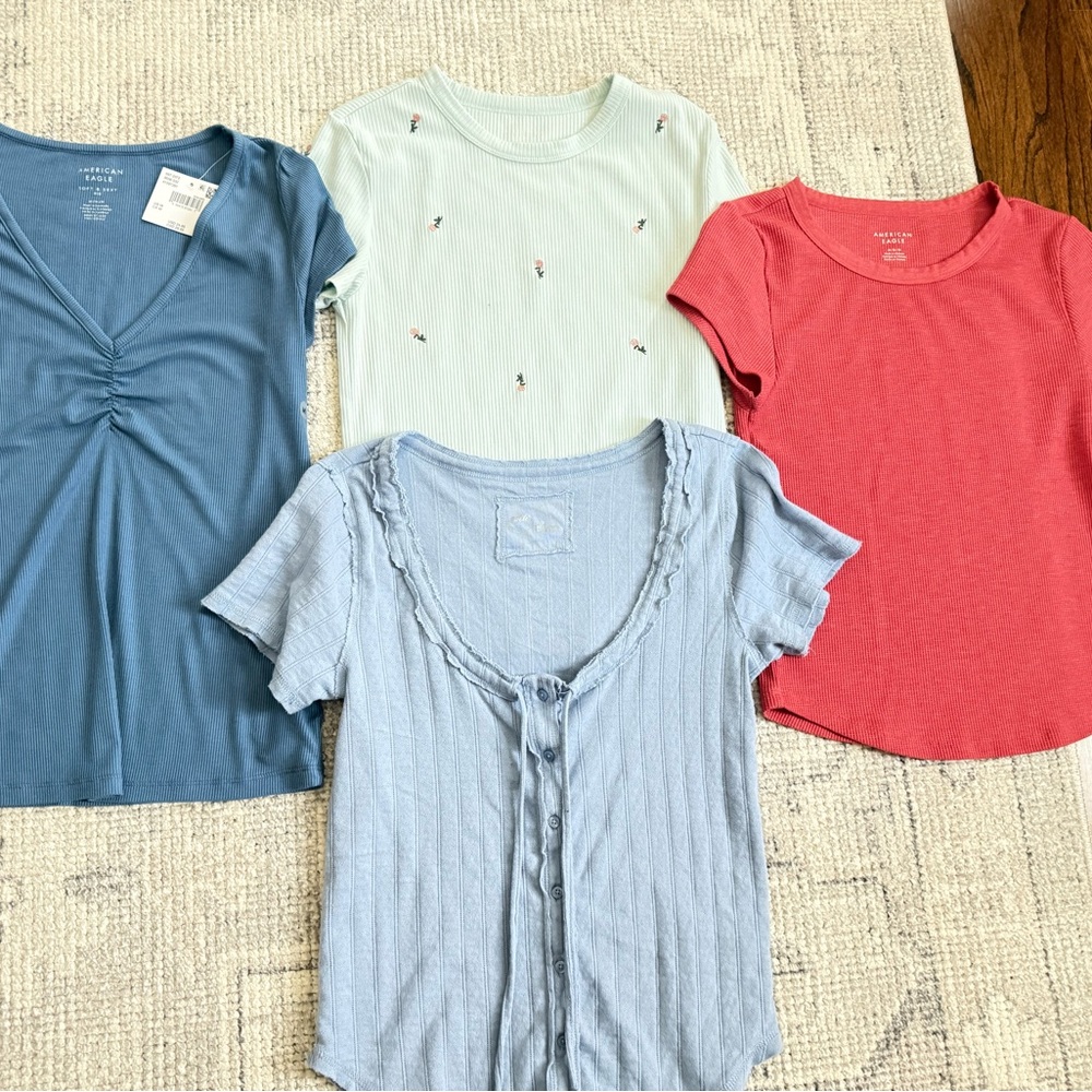 Bundle of 4 AE & Aerie Tops | Size M | NWOT & Like New 2025